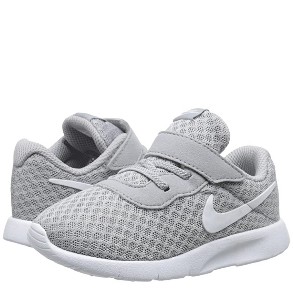Nike Kids
Tanjun (Infant/Toddler
